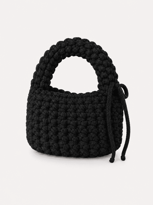 The Pebble (Black)